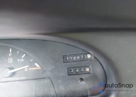 1996 Oldsmobile 88 Ls from USA, damaged, VIN 1G3HN52K5T4825271